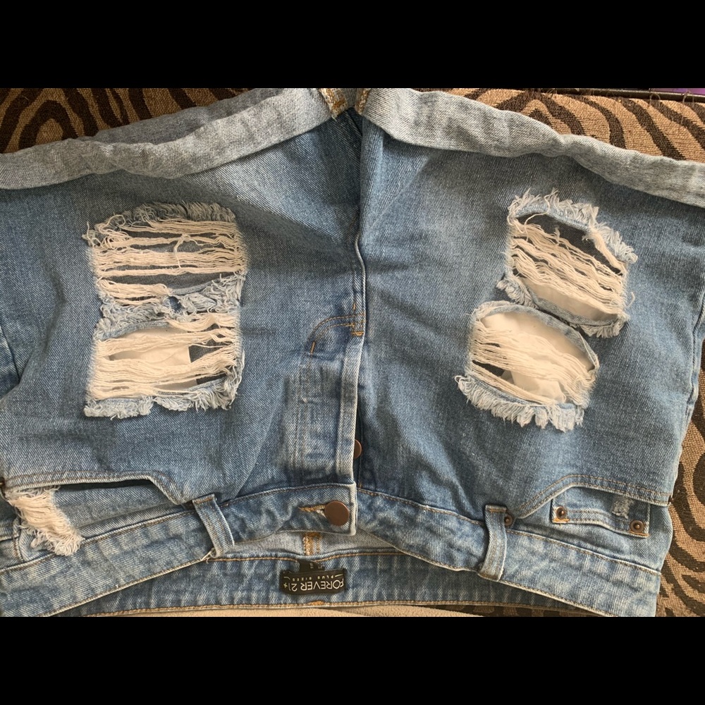 Forever 21 plus size shorts - size 16